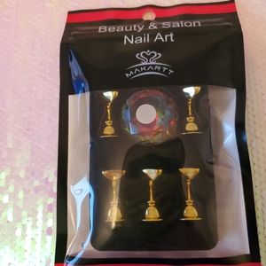Makartt Crystal Nail Practice Stand